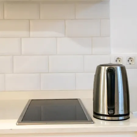 Oceanside Luxury Loft - Fast Wi-fi - Workstations شقة *